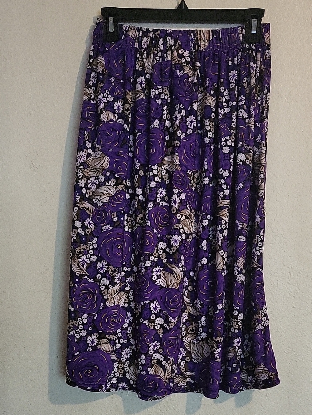 Prestige Edge Purple Floral Mid-Length Skirt